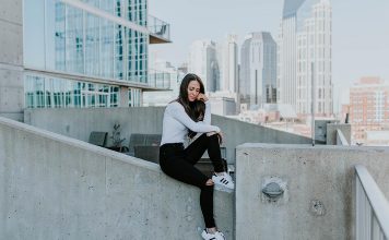 How Internet Providers Get Around War Zones